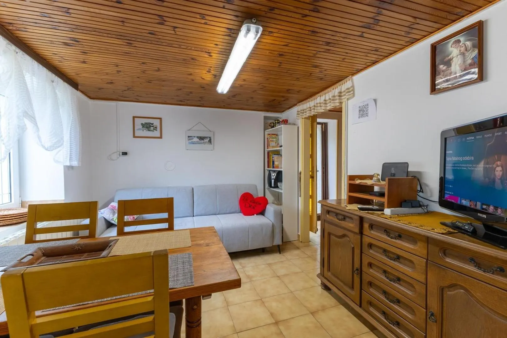 Holiday House Manuel In Tar
